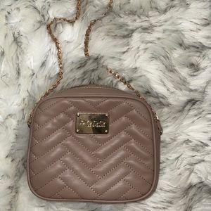 Crossbody purse